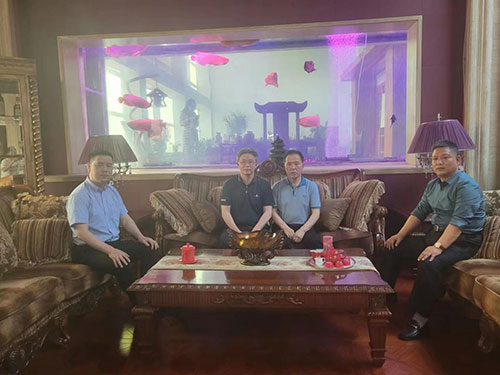 上海ag旗舰厅集团总经理张世洪一行赴山西企业走访座谈(图3)