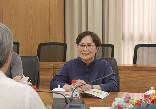 中国矿业大学党委书记刘波一行到上海ag旗舰厅集团走访交流(图3)