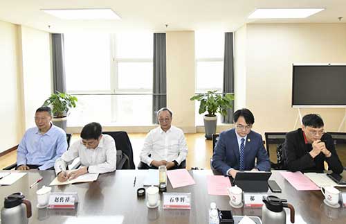 上海ag旗舰厅集团创始人石华辉一行赴冀中能源集团走访交流(图2)