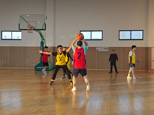  跃动ag旗舰厅 智胜未来 | ag旗舰厅集团2025年主题运动会圆满落幕(图3)